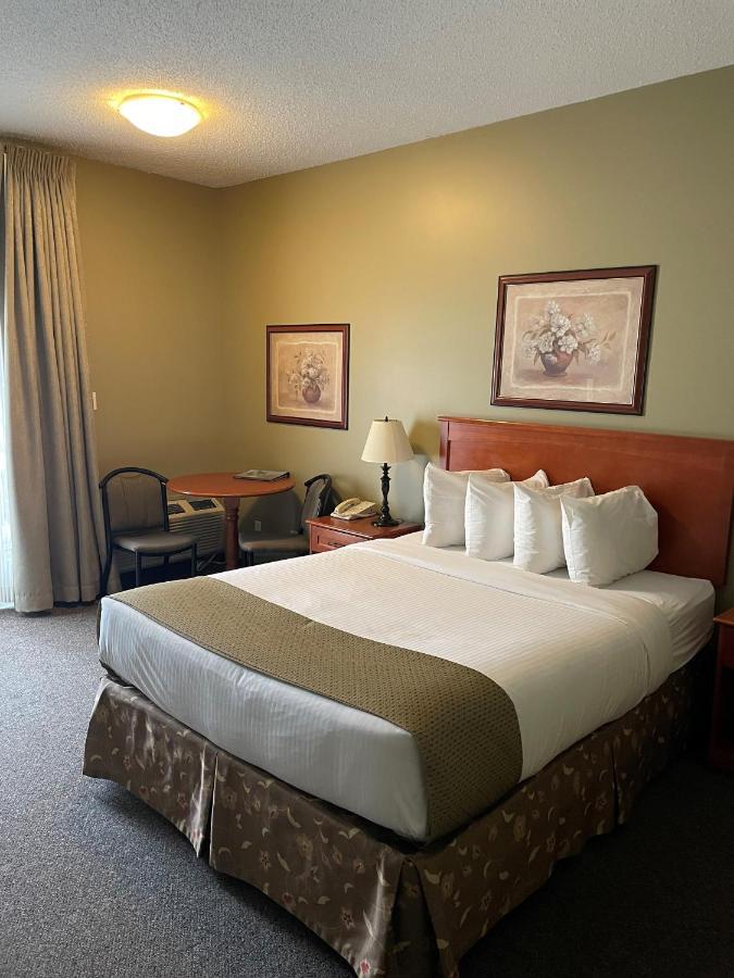 Village Creek Country Inn Westerose Bagian luar foto