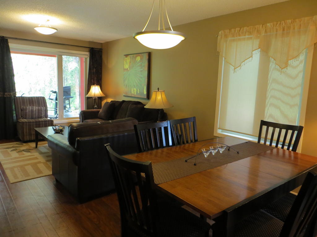 Village Creek Country Inn Westerose Bagian luar foto