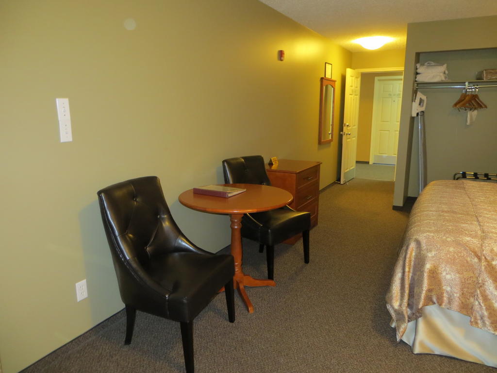 Village Creek Country Inn Westerose Ruang foto